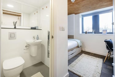 1 bed flat, North Road, City Centre, Lancaster, LA11NS - Image 3